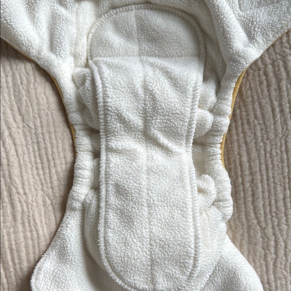 Grovia AIO Buttah Newborn Diapers (2) - Picture 7 of 10